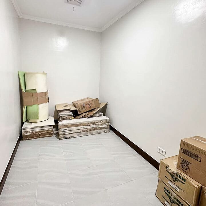 SRBML105 -Timeless Charm Meets Modern Comfort in an Elegant Bungalow - Cebu Grand Realty (50)