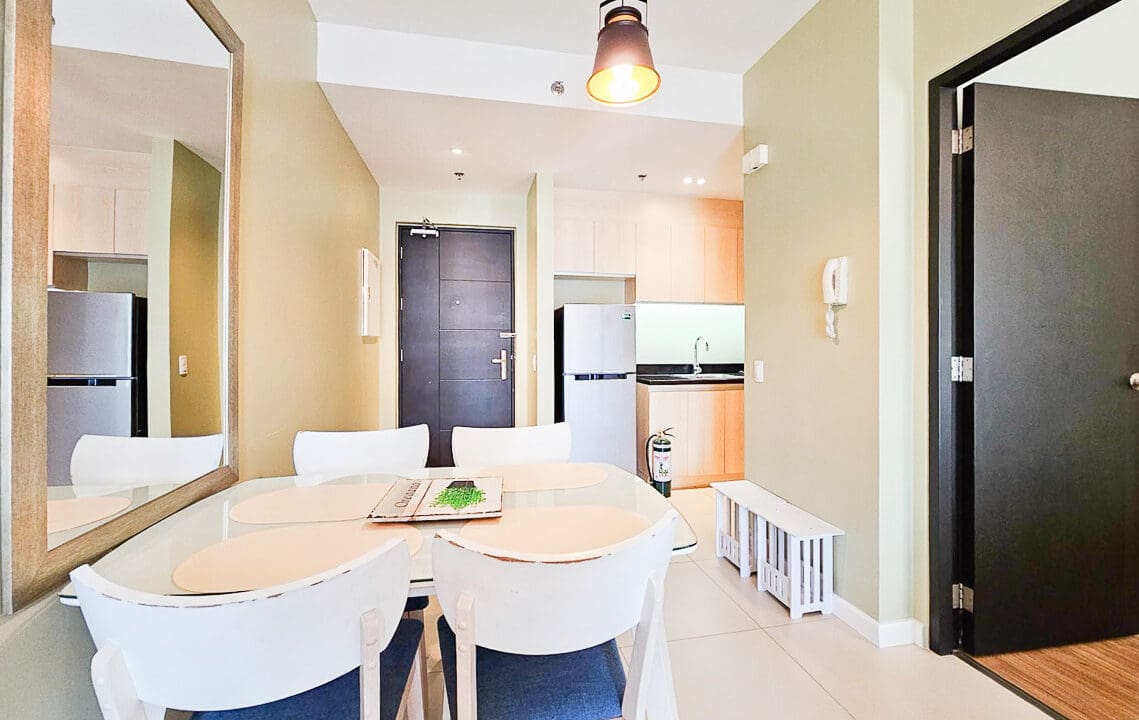 SRBS26 - Stylish Condo Featuring Stunning City View with Cozy Interiors- Cebu Grand Realty (4)