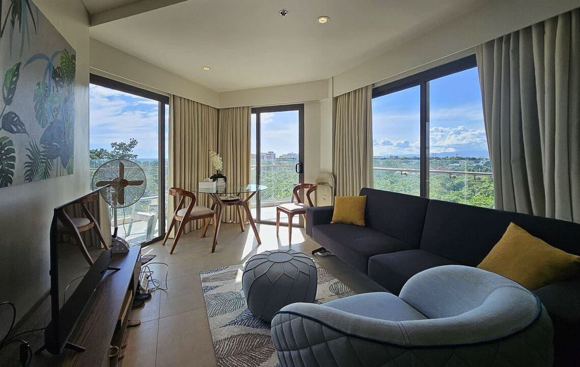 RCTSS3 - Sunkissed Serenity Escape in a Stylish Unit- Cebu Grand Realty (7)