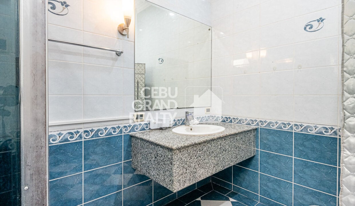 RHSTM6 - Mediterranean Inspired Dream Home with Pool and Garden Oasis - Cebu Grand Realty (28)