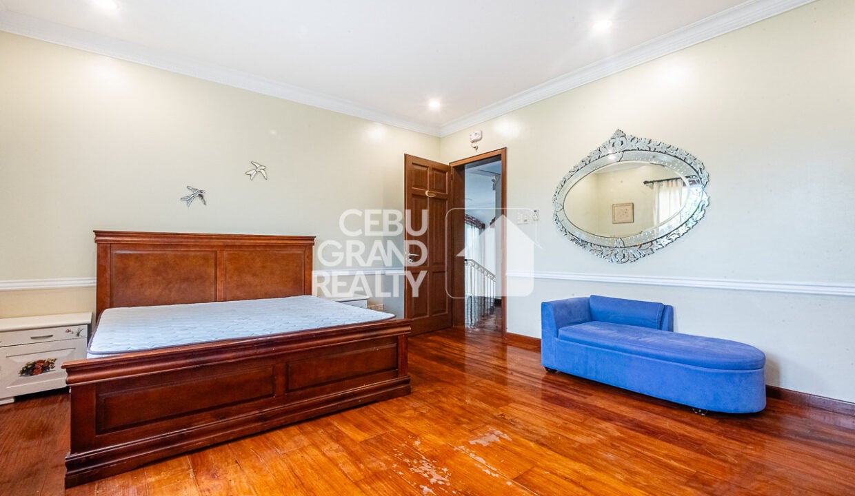 RHSTM6 - Mediterranean Inspired Dream Home with Pool and Garden Oasis - Cebu Grand Realty (31)