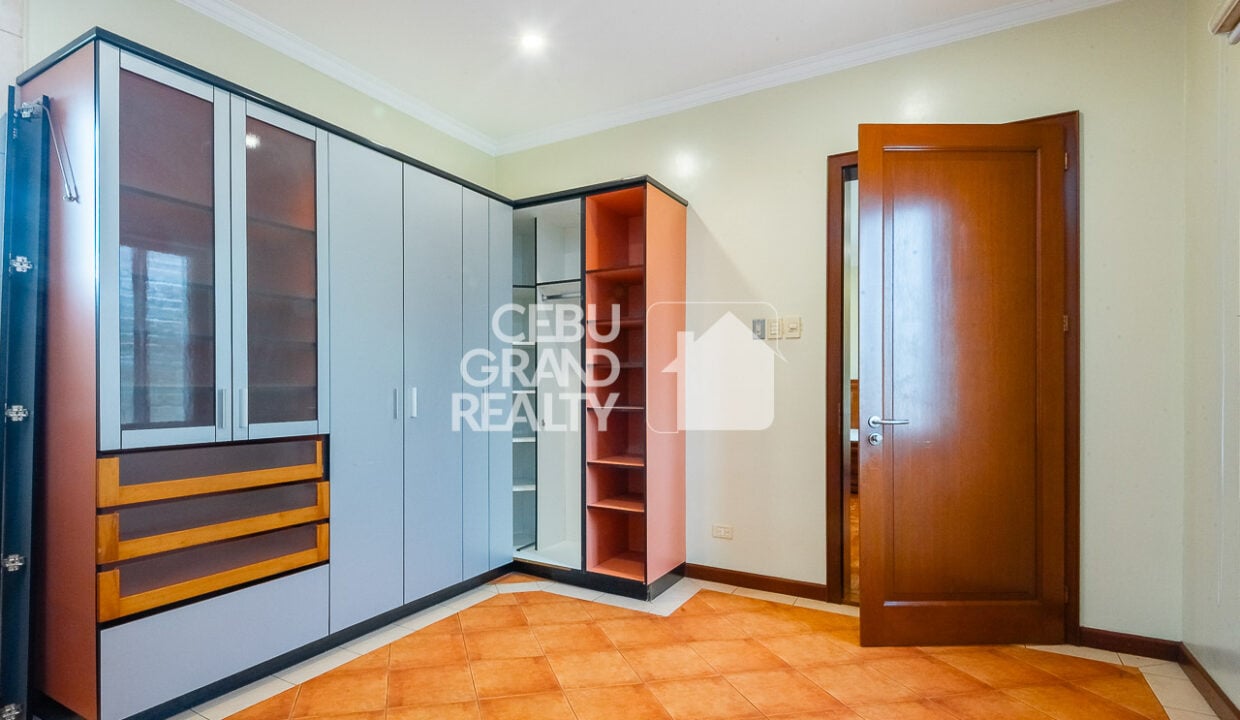 RHSTM6 - Mediterranean Inspired Dream Home with Pool and Garden Oasis - Cebu Grand Realty (33)