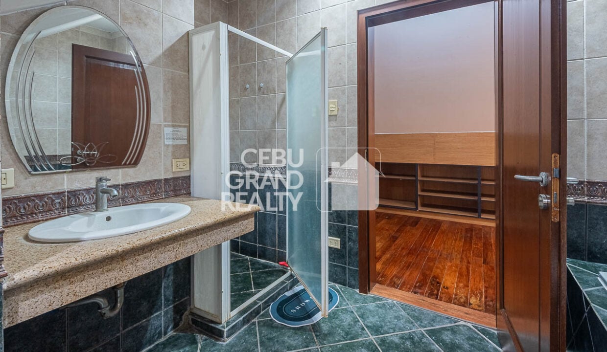 RHSTM6 - Mediterranean Inspired Dream Home with Pool and Garden Oasis - Cebu Grand Realty (41)