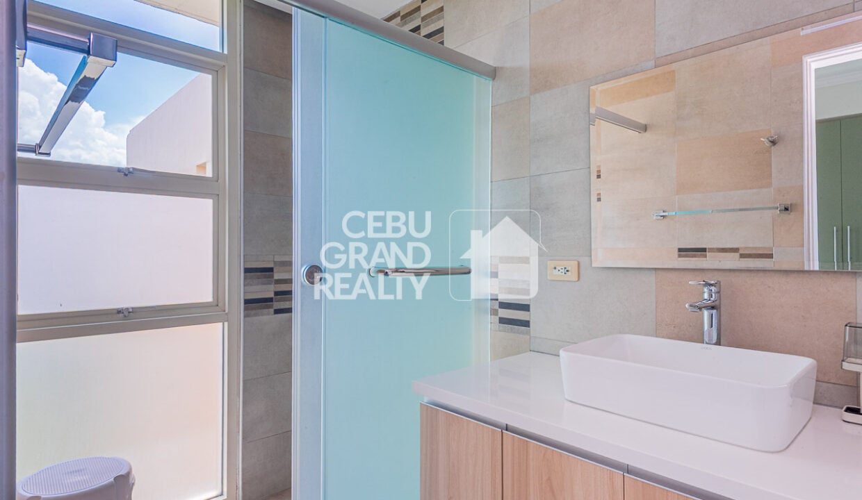 SRBCL18 - Beyond Skyline Serenity Condo with Breathtaking Panoramic Views- Cebu Grand Realty (10)