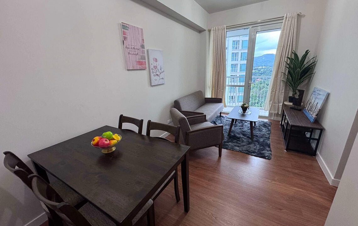 SRBMP20 - Bright Simple Serene Space with Balcony View and Chic Charm - Cebu Grand Reaslty (2)