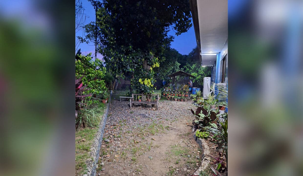 SRBTC1 - Serene Charm Elegant Blue Bungalow on a Spacious Lot - Cebu Grand Realty (15)