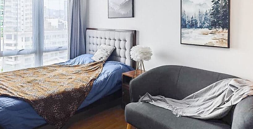Cozy Furnished Studio Condo in Solinea Tower 4