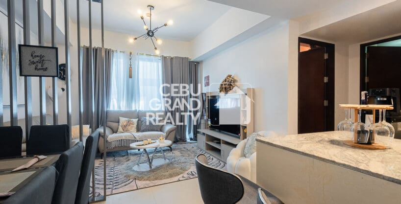 Luxury High Rise with Balcony at 38 Park Avenue