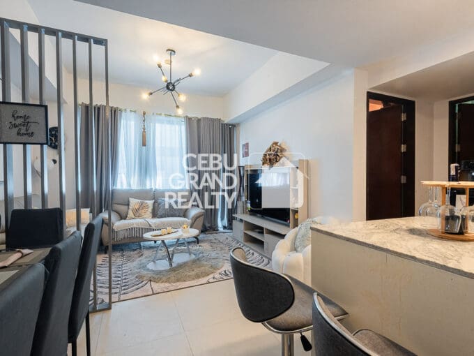 Elegant High Rise Residence with Balcony at 38 Park Avenue