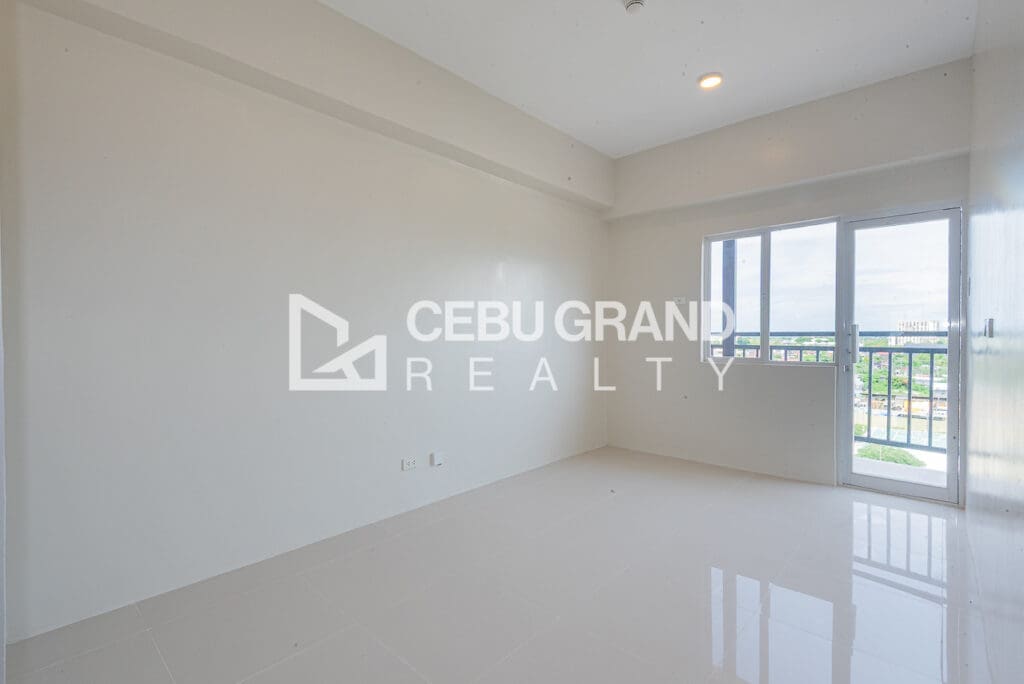 Brand-new two-bedroom condominium with balcony at Primeworld District, Mactan