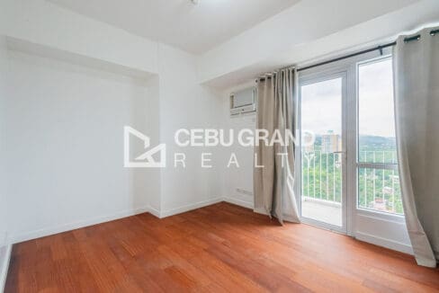 Semi-Furnished 3BR Condo for Sale at Marco Polo Residences