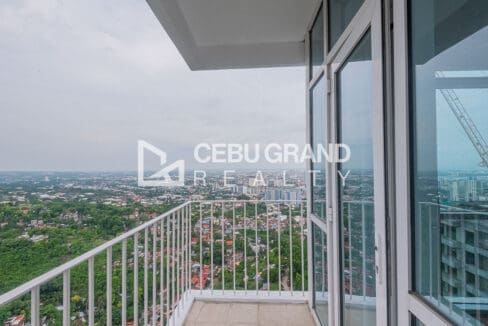 Semi-Furnished 3BR Condo for Sale at Marco Polo Residences