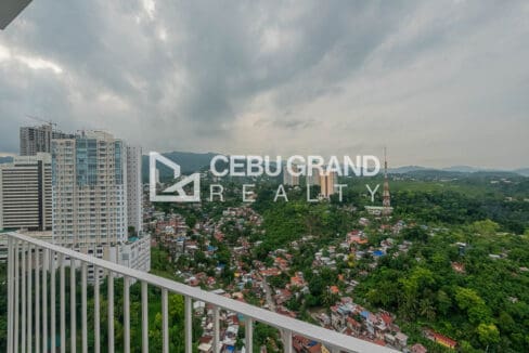 Semi-Furnished 3BR Condo for Sale at Marco Polo Residences