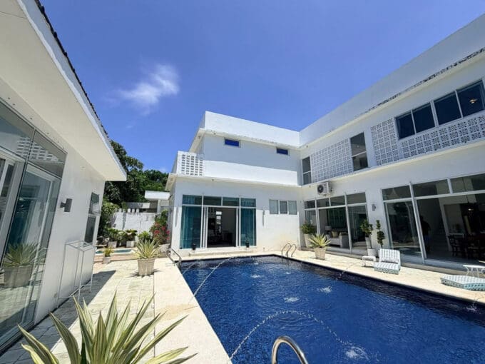 Vistamar house for sale — Moroccan-inspired compound with lap pool