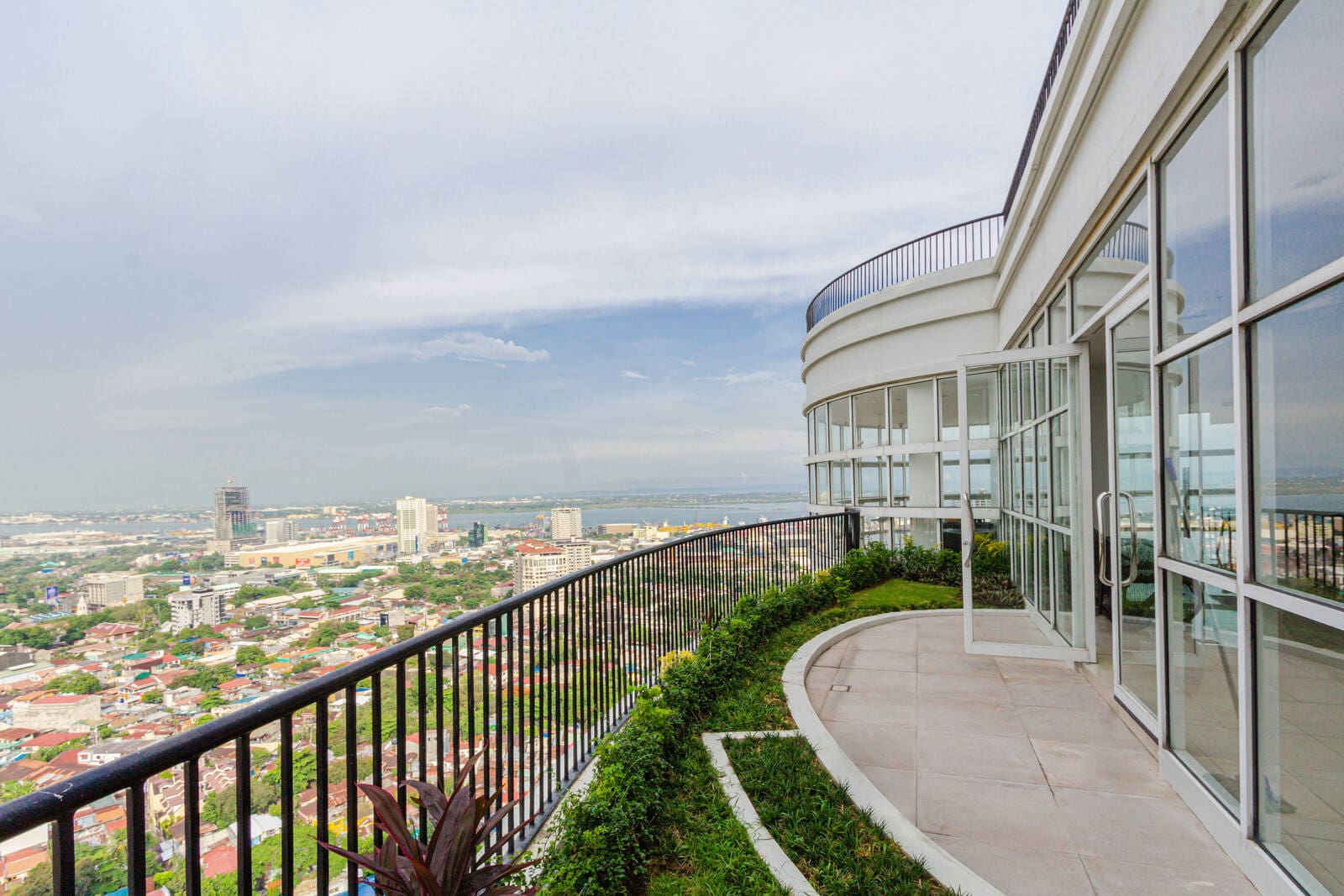 Sky garden and city view at Calyx Residences