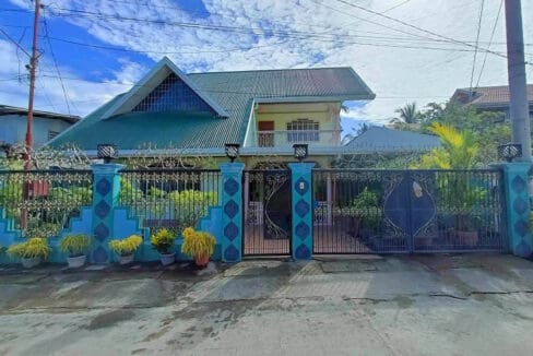 Facade of the two-storey house and lot for sale in Bohol, in Barangay Cahayag, Tubigon