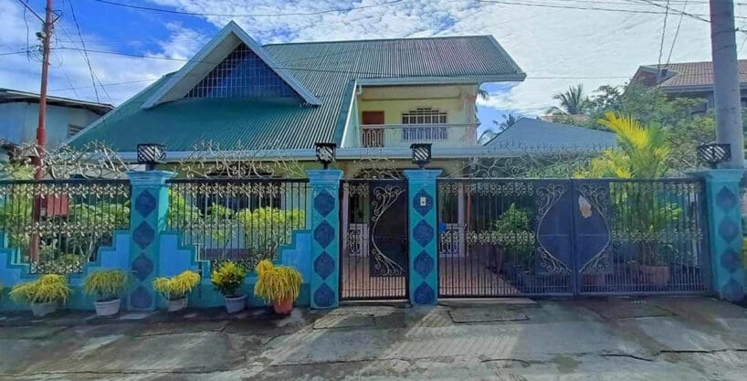 Facade of the two-storey house and lot for sale in Bohol, in Barangay Cahayag, Tubigon
