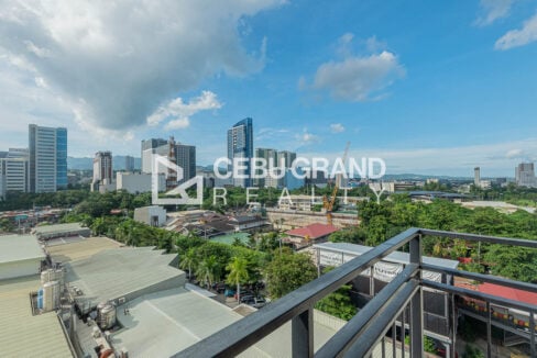Balcony view of the Cebu IT Park and Cebu Business Park skyline