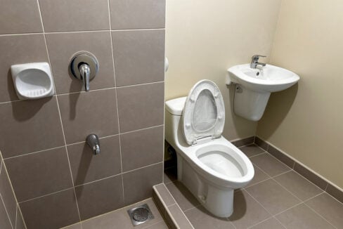 Toilet and wall-hung lavatory